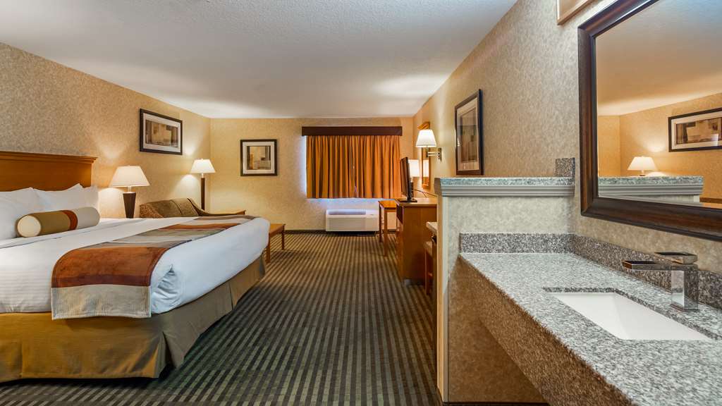 Best Western Rama Inn - photo 10