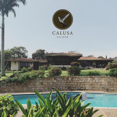 Villa Calusa — 4-Star Luxury Hotel in Villeta, Colombia