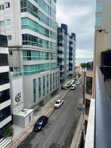 Ótimo Apartamento vista mar a 70 metros