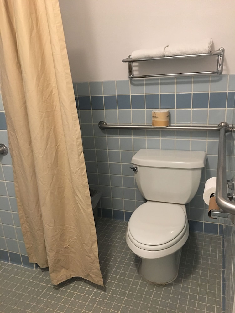 Quality Inn Carlin - photo 25