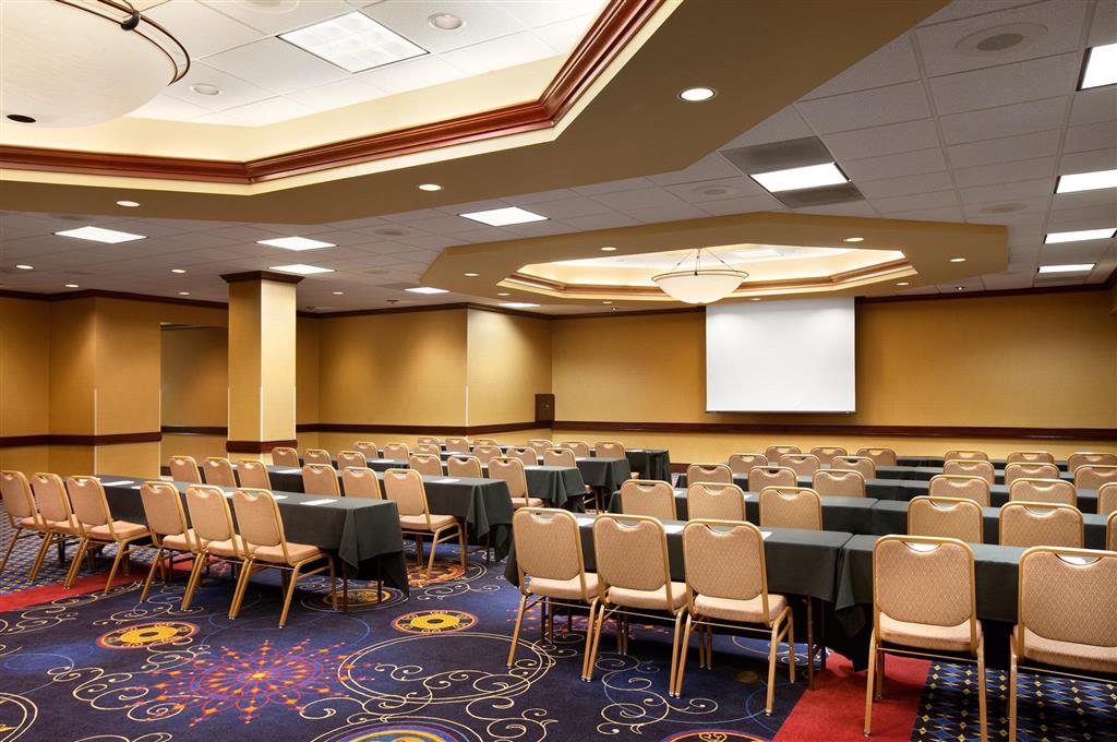 Capitol Plaza Hotel Jefferson City - photo 18