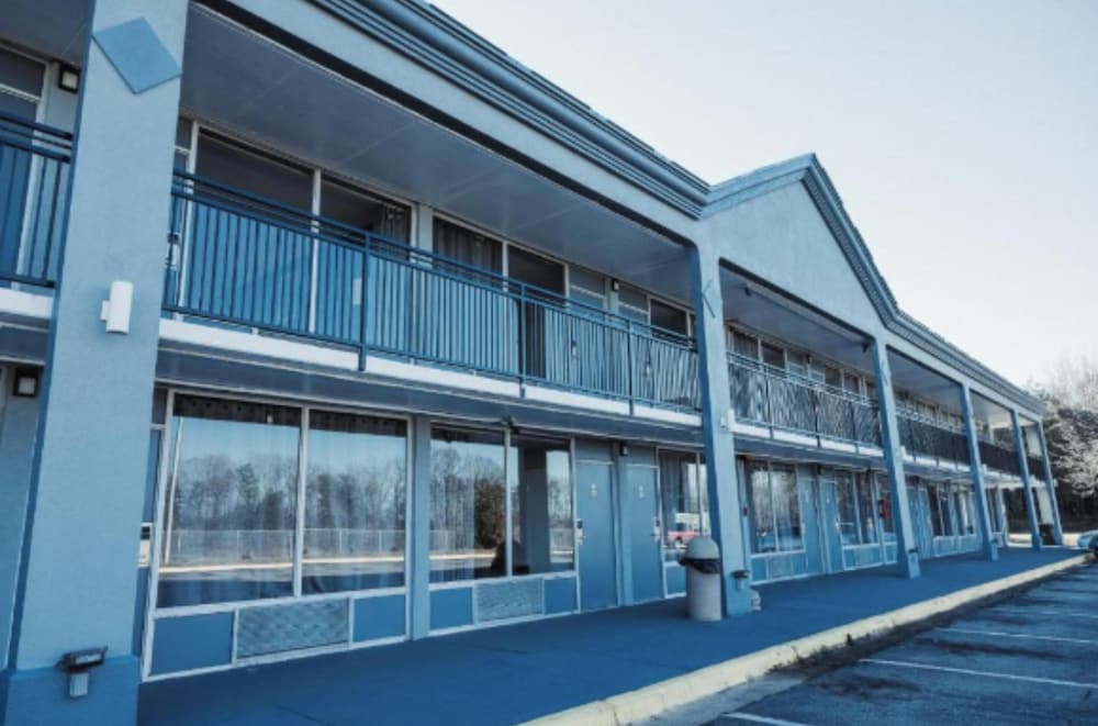 Reidsville Inn & Suites by Oyo Hwy 29 pet-friendly hotel Reidsville