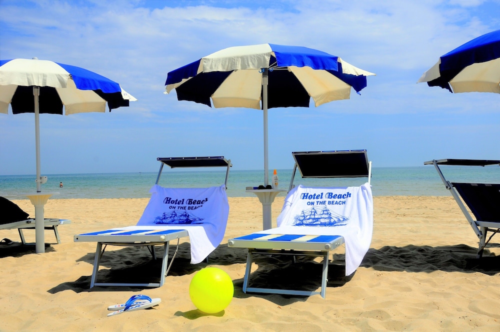 Hotel Beach — hotel in Tortoreto