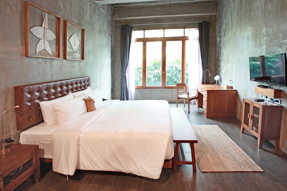 The Buffalo Amphawa — 4-Star Luxury Hotel in Samut Songkhram, Thailand