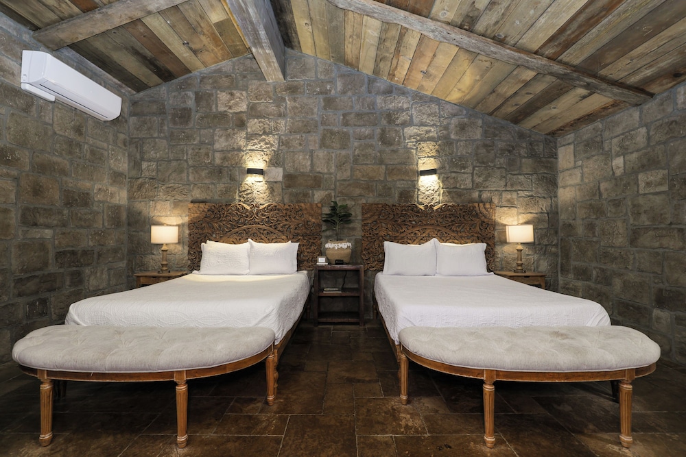 The Inn at Zaca Creek - photo 13