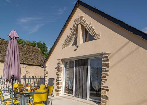 Gîte Gîte La Bergerie 5 6 personnes - carbon neutral hotel in Montrodat