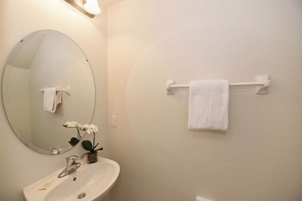 Watersong Resort Seven bedroom - photo 23