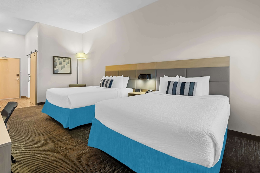 Best Western Plus Ogallala Inn - photo 19