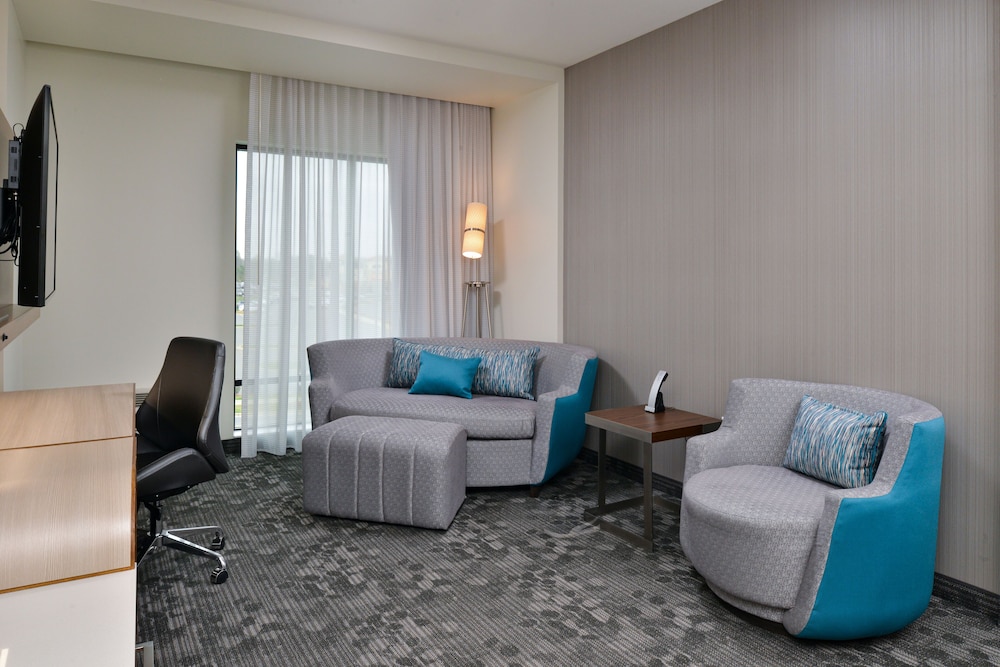 Courtyard by Marriott Charlotte Steele Creek - photo 25