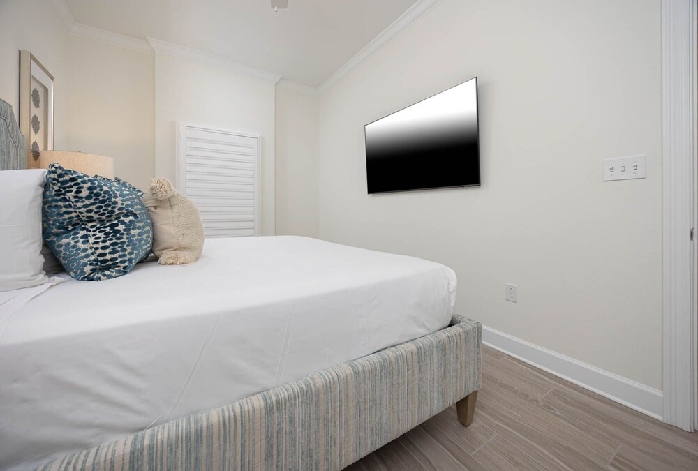 Phoenix Gulf Towers 2106 2 Bedroom Condo - photo 6