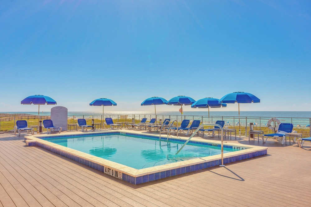 Perdido Key Beach Condo w Community Perks — 4-Star Luxury Hotel in Pensacola, United States