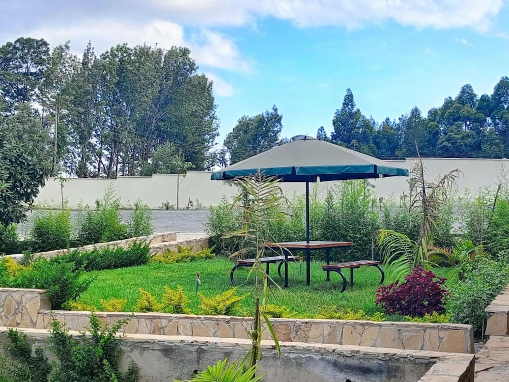 Rumwe Gardens & Resort Ltd - last minute hotel in Nairobi
