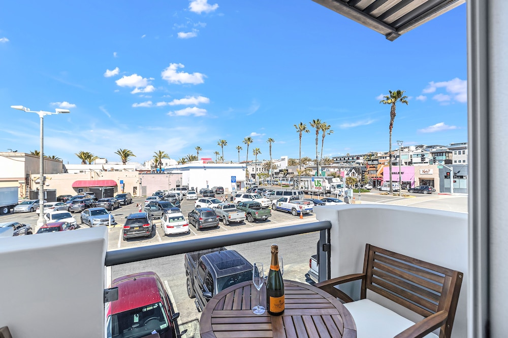 SW Beach Hotel - photo 30