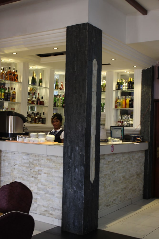 Tou’Ngou Hotel — Yaounde — photo 5
