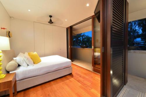 Tugela Luxury House — 4-Star Luxury Hotel in Port Douglas, Australia
