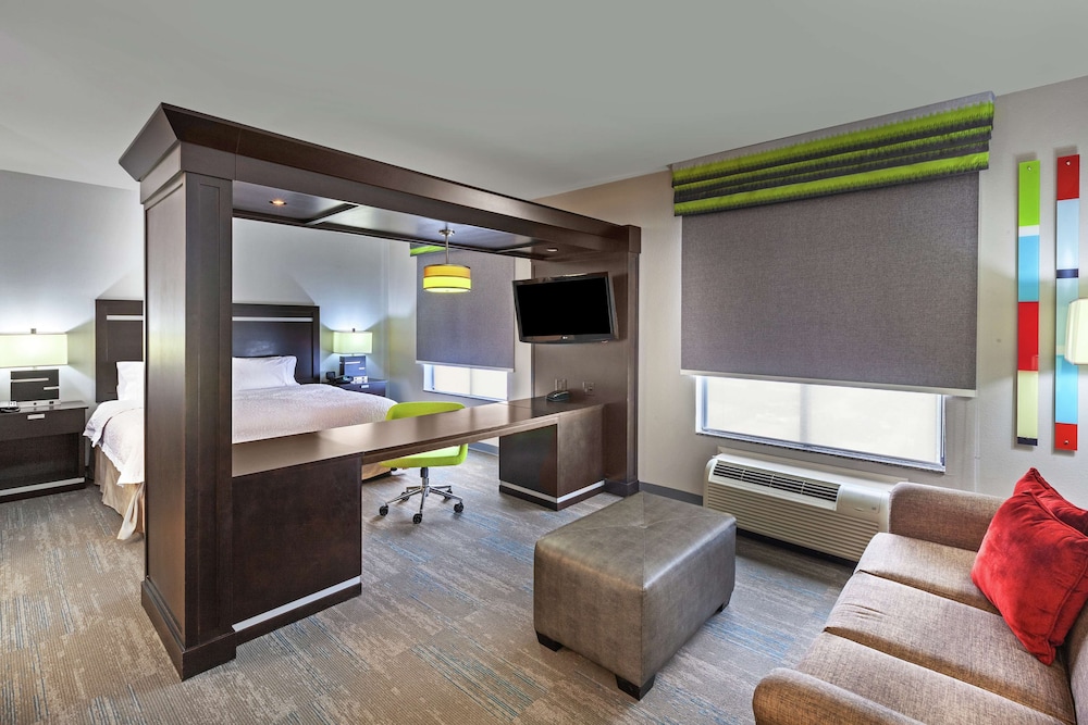 Hampton Inn & Suites Houston League City - photo 6