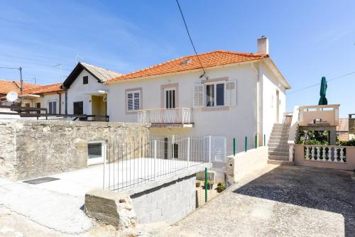 Apartments by the sea Kali Ugljan 19137 — 4-Star Luxury Hotel in Kali, Croatia