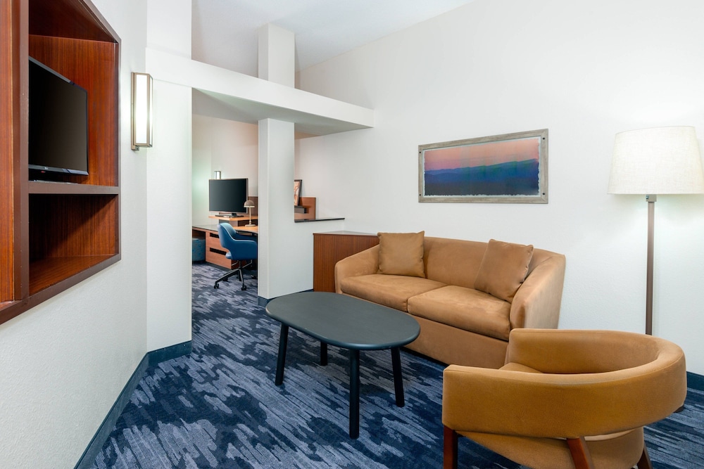 Fairfield Inn & Suites by Marriott Clearwater - photo 15