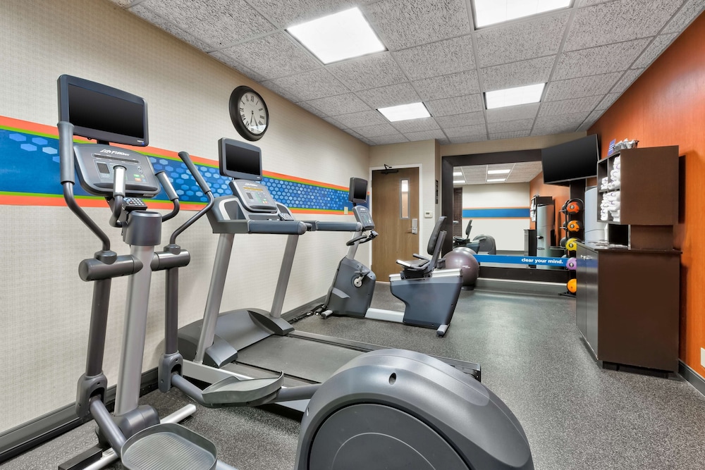 Hampton Inn Traverse City - photo 37
