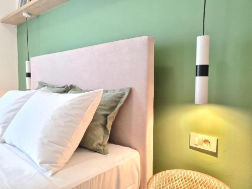Anna & Zampia central apts — 4-Star Luxury Hotel in Kissamos, Greece