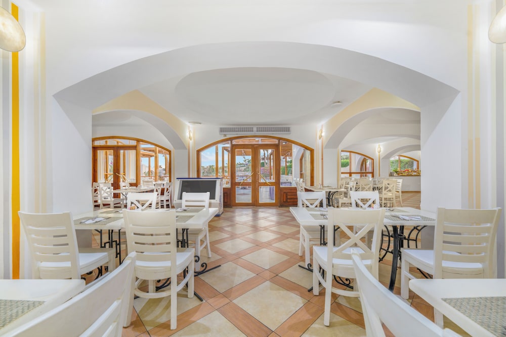 מזון ומשקאות