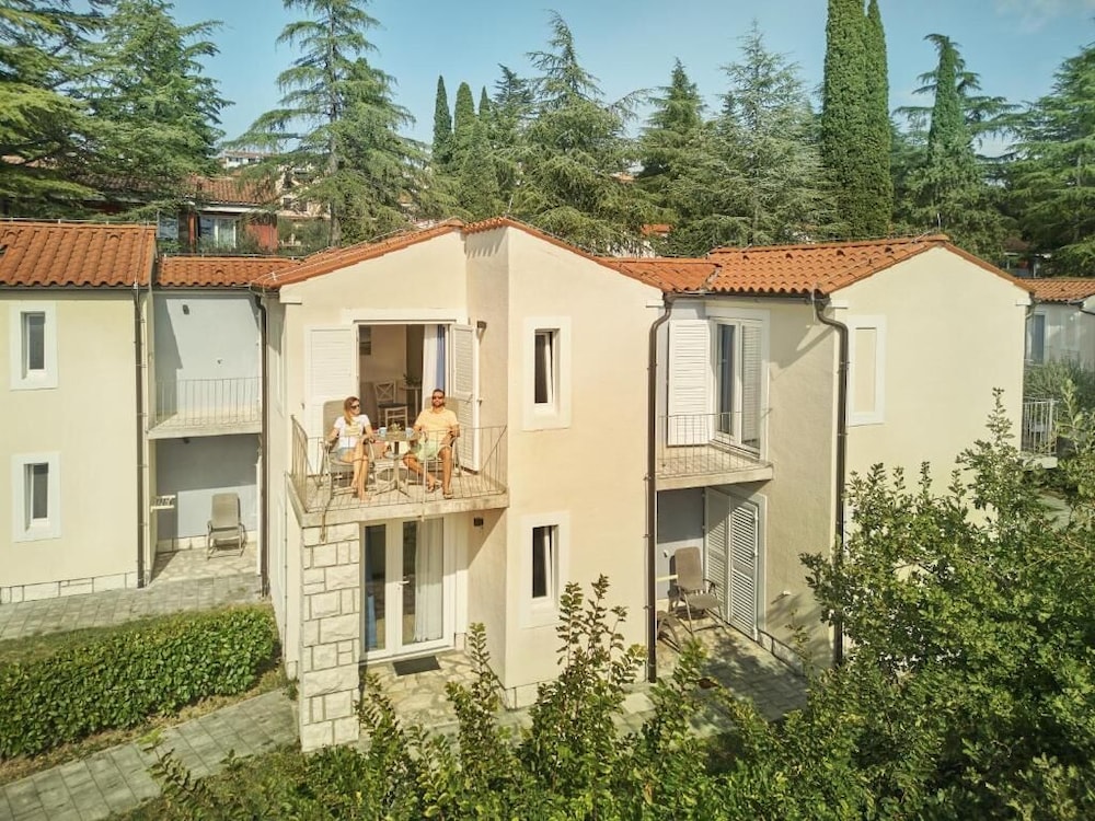 Olive Suites Hotel & Resort Adria Ankaran — hotel in Ankaran