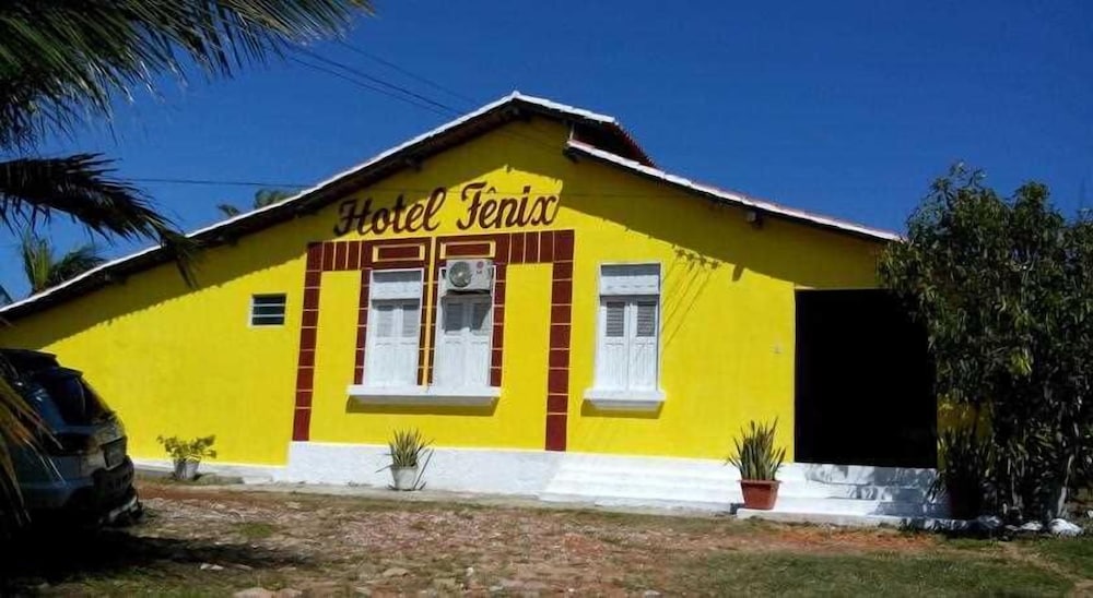 Hotel Fênix — hotel in Luis Correia