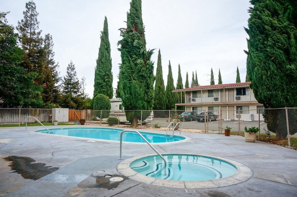Ez 8 Motel San Jose I - photo 21