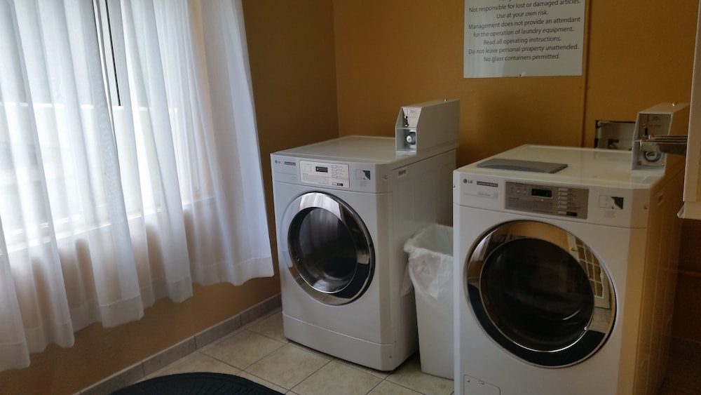 Holiday Inn Express Hotel & Suites Hinesville East Fort Stewart - photo 117