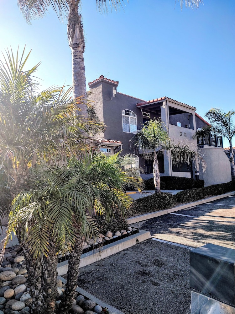 Pacific Plaza Hotel — hotel in Oceano