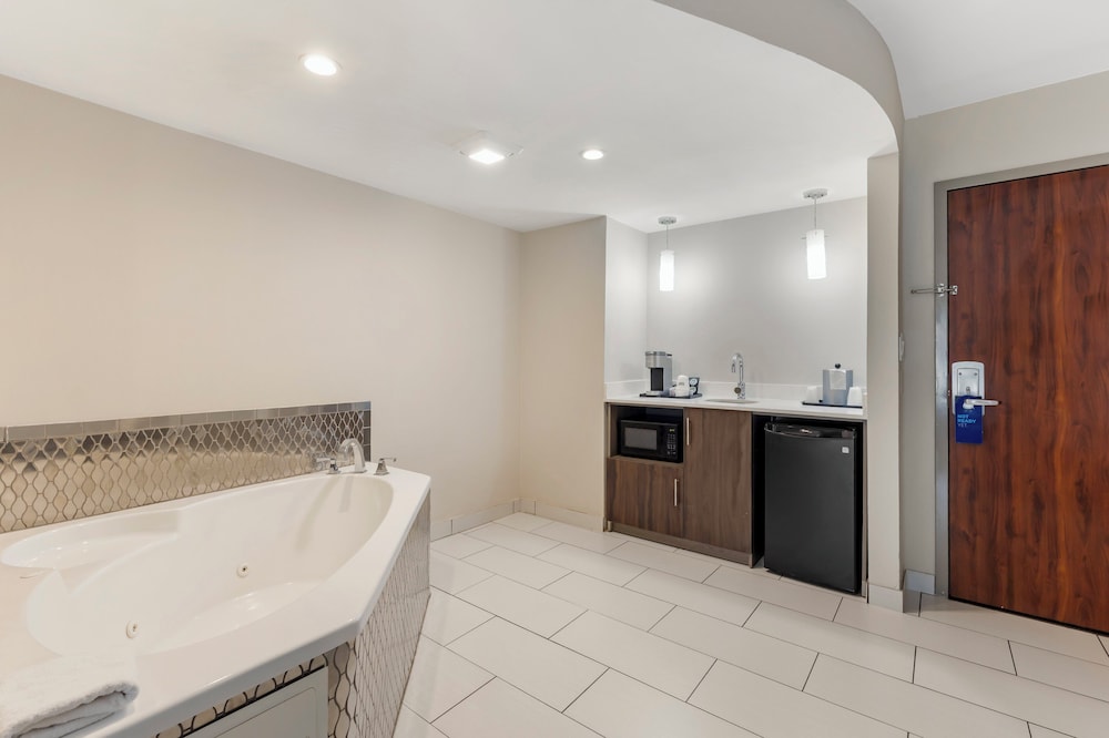 Holiday Inn Express & Suites Nashville Southeast Antioch by IHG - photo 23