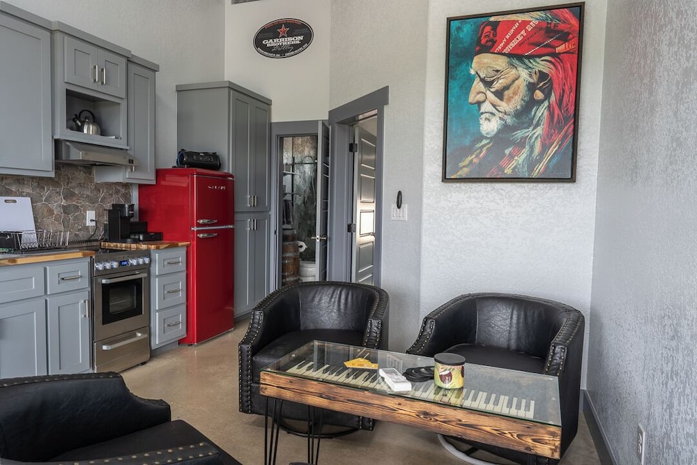 Hill Country Guest Houses - photo 7