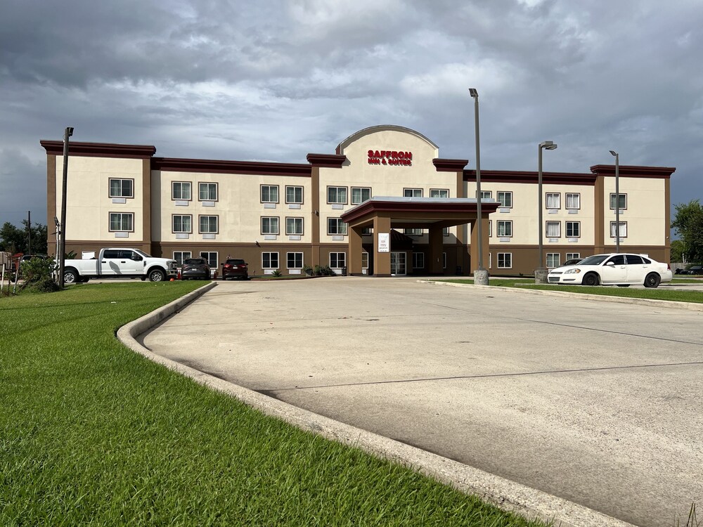 Saffron Inn & Suites - photo 22