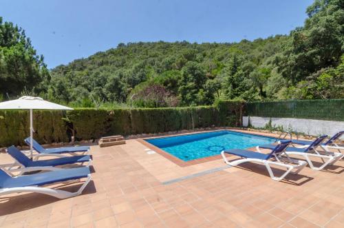 Club Villamar Ballerina — Tossa De Mar
