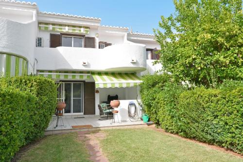 Laguna Beach Townhouse by NRAS — 4-Star Luxury Hotel in Denia, Spain