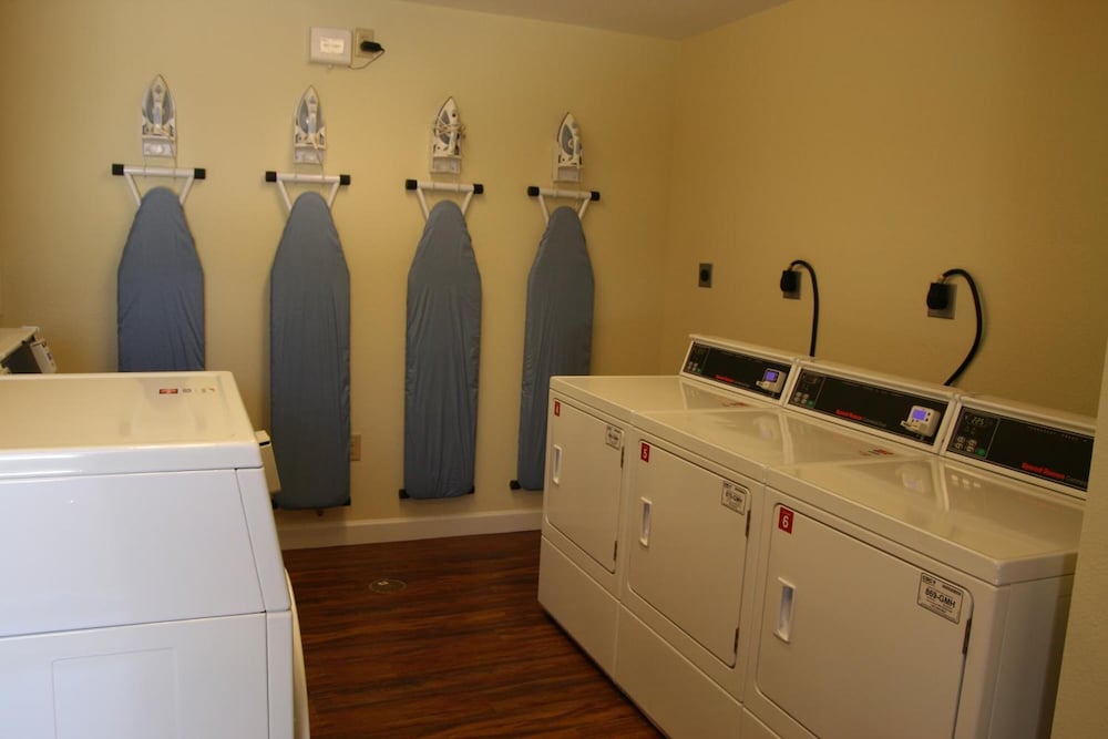 Affordable Suites Mooresville LakeNorman - photo 31