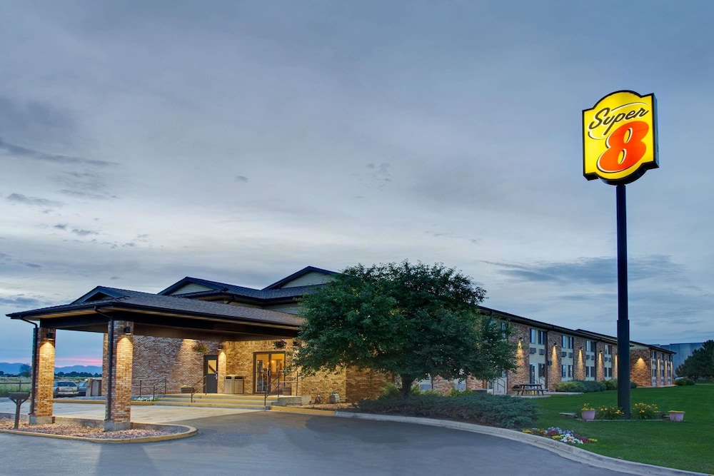 Super 8 by Wyndham Fort Collins - featured photo