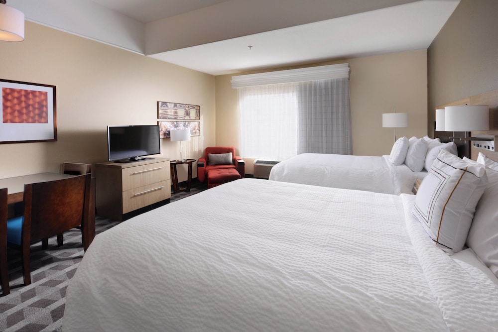 TownePlace Suites Houston Galleria Area - photo 11
