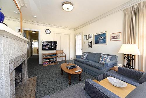 316CA Upper 316 Catalina Upper — Avalon — photo 4