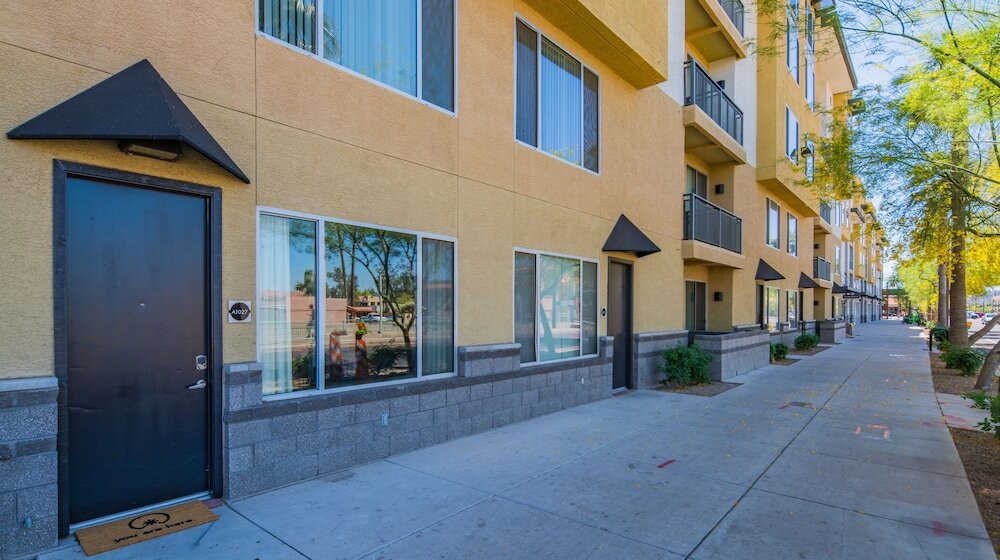 Landing Furnished Apartments near University Heights — 4-Star Luxury Hotel in Tempe, United States