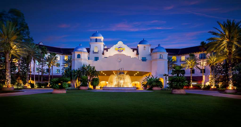 Universal's Hard Rock Hotel - photo 3