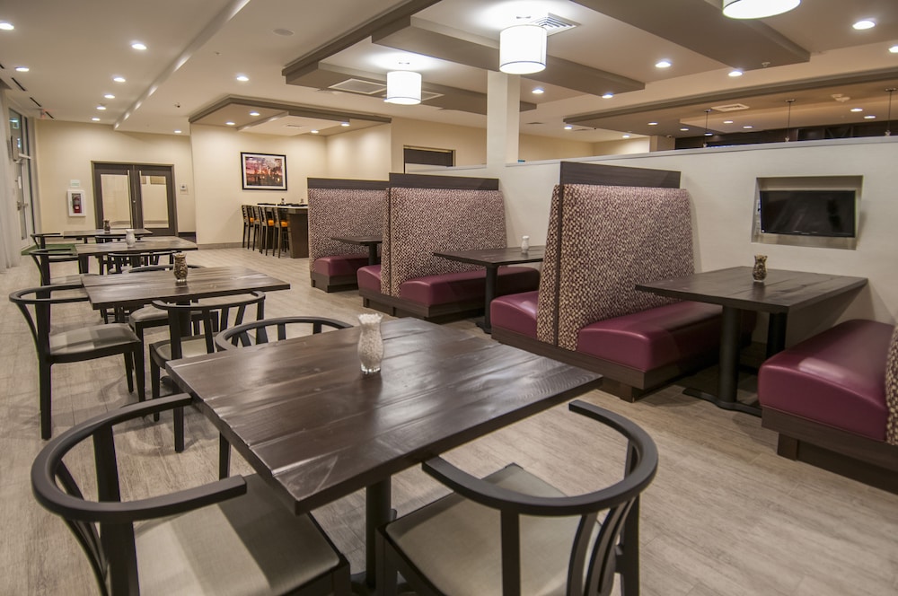 Holiday Inn New Orleans Airport North by IHG - photo 21