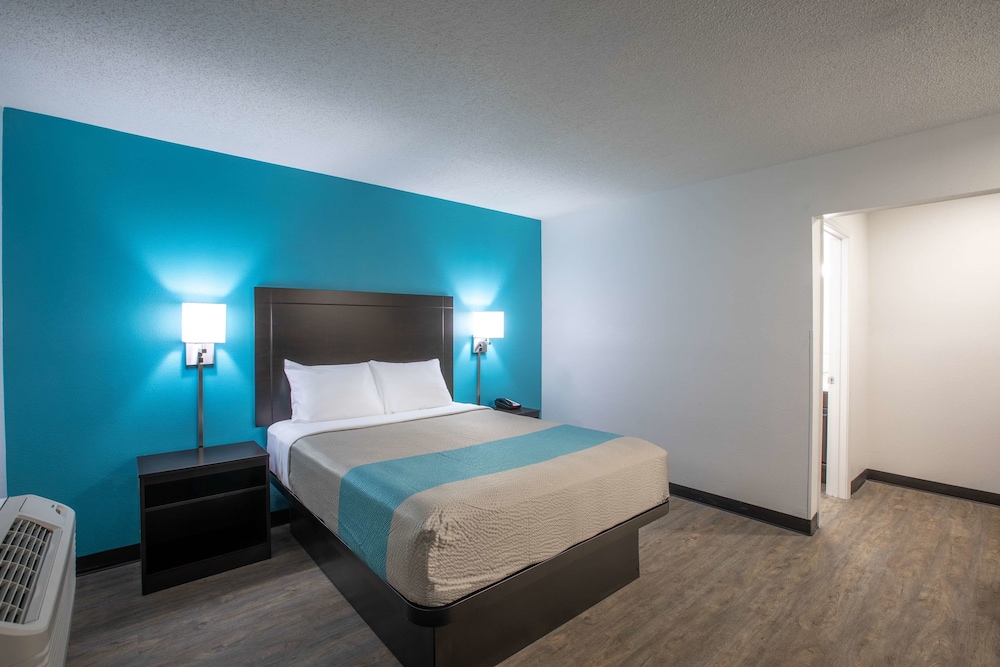 Motel 6 Greenville SC I 85 Near Downtown - photo 6