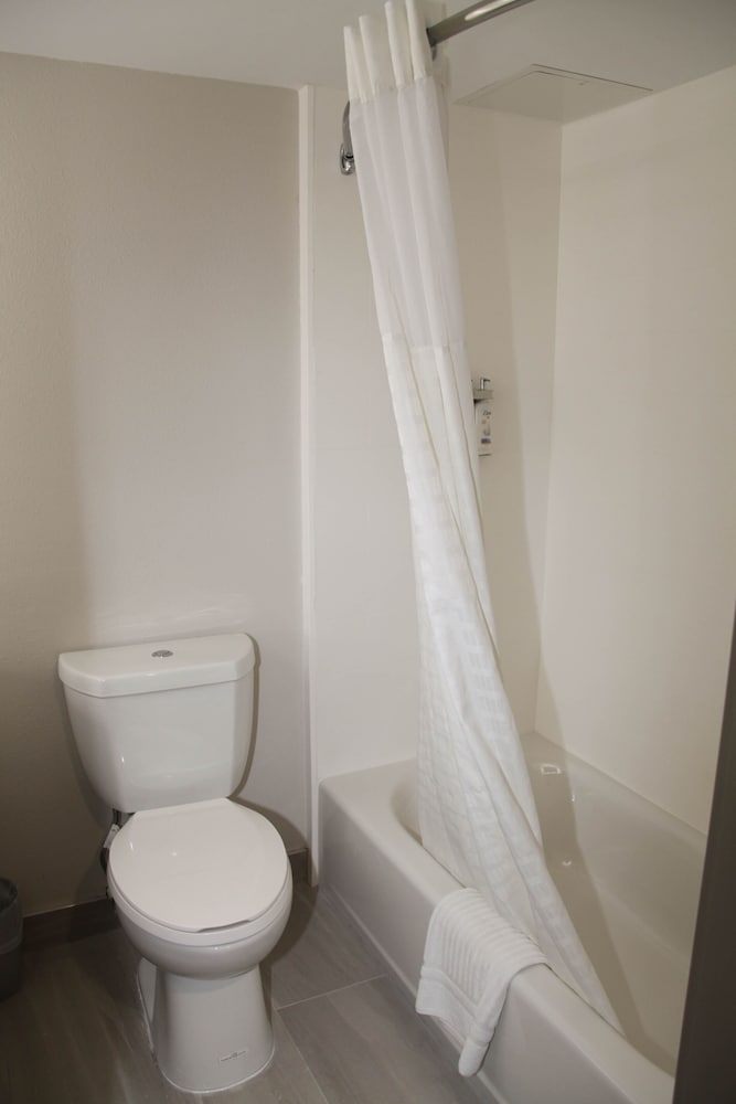 Holiday Inn Express Rocky Mount Sports Center by IHG - photo 31