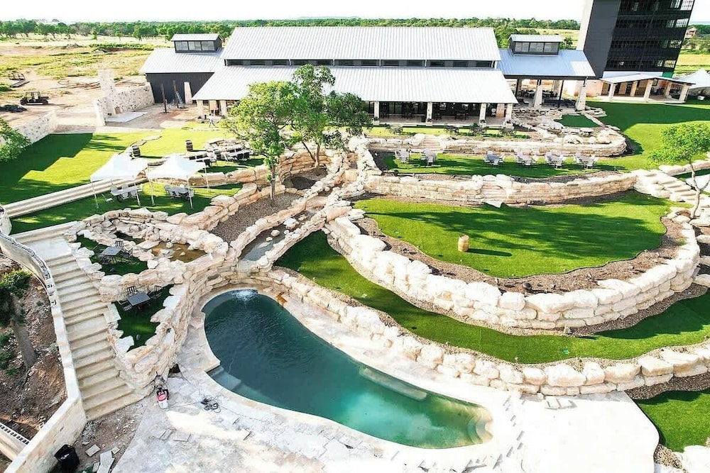 Resort at Fredericksburg Unit 15 - photo 7