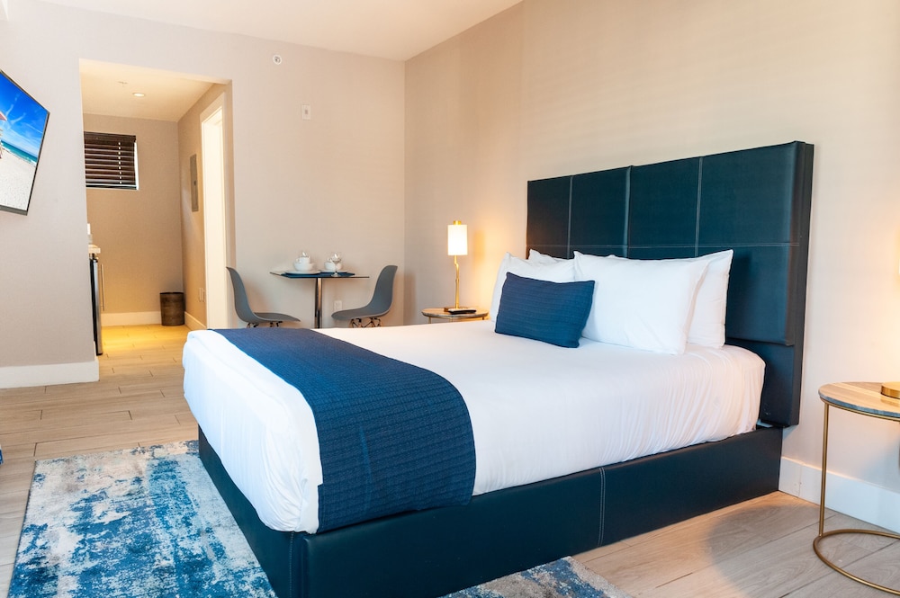 Waterside Hotel and Suites - photo 7