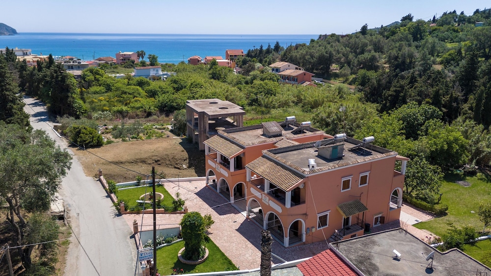 Xenofontas Apartments — 4-Star Luxury Hotel in Corfu, Greece