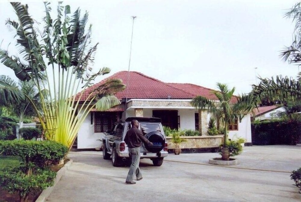 Don’s Place in Dar Es Salaam, Tanzania