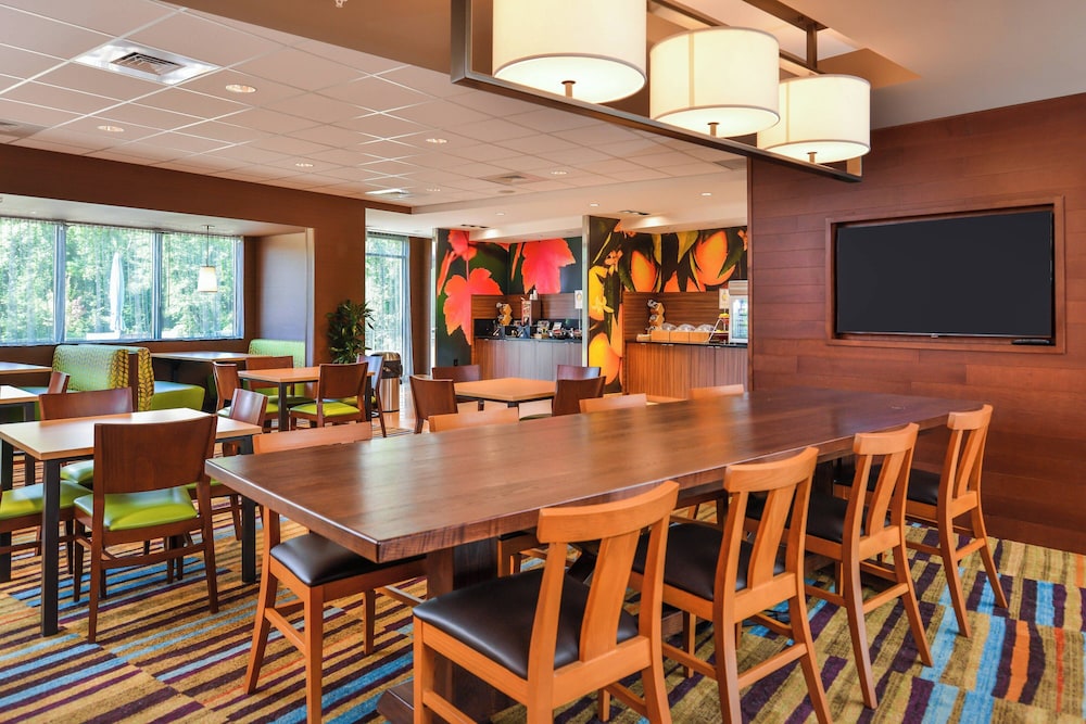 Fairfield Inn & Suites by Marriott St. Joseph - photo 31