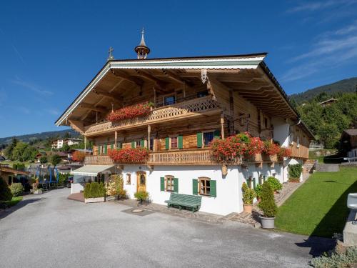 Frangl by Apartment Managers — 4-Star Luxury Hotel in Kirchberg In Tirol, Austria